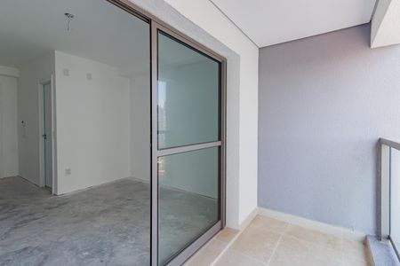 Varanda de kitnet/studio para alugar com 1 quarto, 27m² em Santo Amaro, São Paulo
