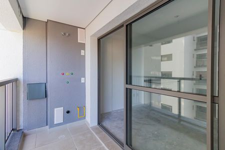 Varanda de kitnet/studio para alugar com 1 quarto, 27m² em Santo Amaro, São Paulo