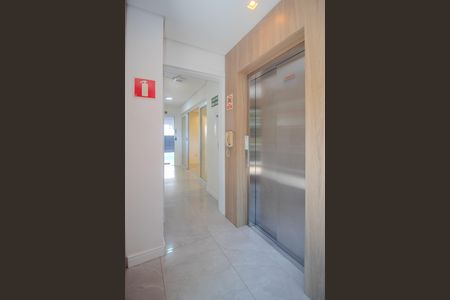 Apartamento à venda com 131m², 2 quartos e 1 vagaHall de entrada
