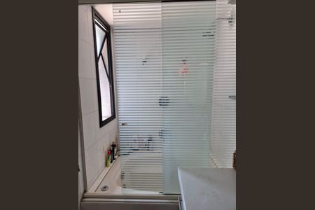 Banheiro de apartamento à venda com 3 quartos, 148m² em Vila Clementino, São Paulo