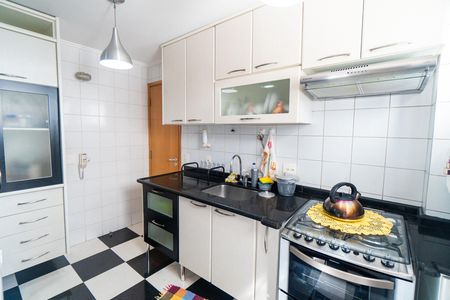 Apartamento à venda com 148m², 2 quartos e 2 vagas Apartamento à venda com 148m², 2 quartos e 2 vagasCozinha
