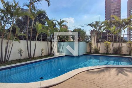 Apartamento à venda com 148m², 2 quartos e 2 vagas Apartamento à venda com 148m², 2 quartos e 2 vagasÁrea comum - Piscina