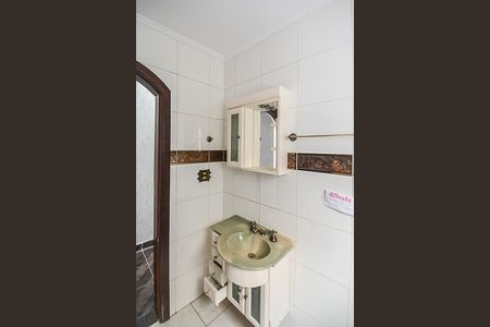 Casa à venda com 195m², 3 quartos e 5 vagasBanheiro 2