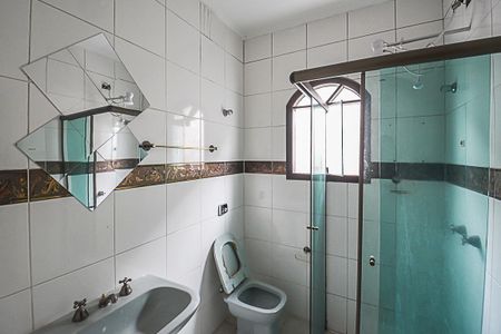Casa à venda com 195m², 3 quartos e 5 vagasBanheiro