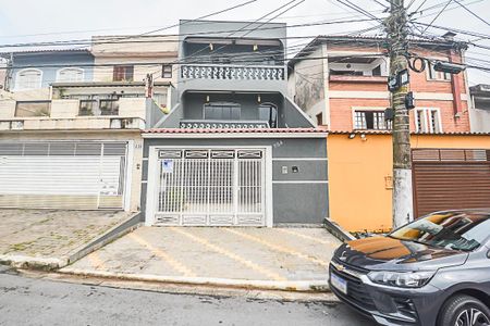 Casa à venda com 195m², 3 quartos e 5 vagasFachada