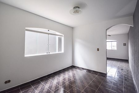 Casa à venda com 195m², 3 quartos e 5 vagasCopa