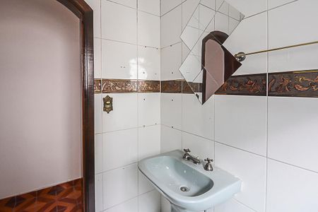 Casa à venda com 195m², 3 quartos e 5 vagasBanheiro