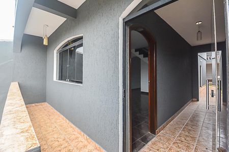 Casa à venda com 195m², 3 quartos e 5 vagasHall de entrada