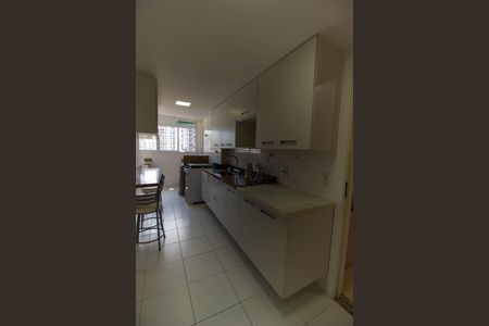 Apartamento para alugar com 102m², 3 quartos e 2 vagas