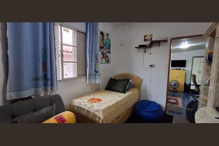 Casa à venda com 269m², 4 quartos e 2 vagasQuarto 2
