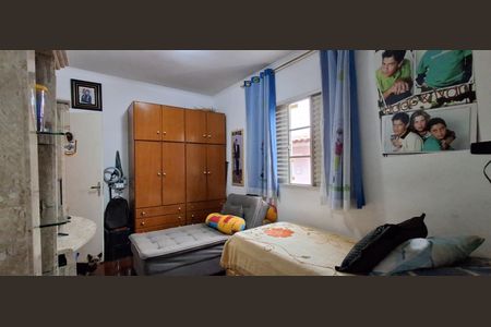 Casa à venda com 269m², 4 quartos e 2 vagasQuarto 2