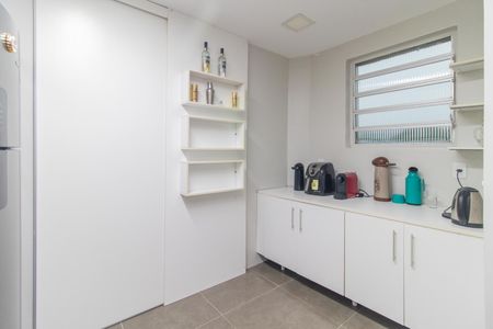 Apartamento à venda com 71m², 2 quartos e sem vagaCozinha e Área de Serviço