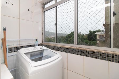 Apartamento à venda com 71m², 2 quartos e sem vaga Apartamento à venda com 71m², 2 quartos e sem vagaCozinha e Área de Serviço