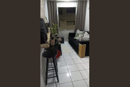 Sala de apartamento para alugar com 1 quarto, 55m² em Itararé, São Vicente