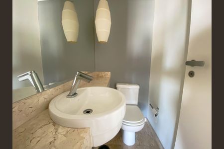 Apartamento à venda com 180m², 4 quartos e 3 vagas Apartamento à venda com 180m², 4 quartos e 3 vagasLavabo