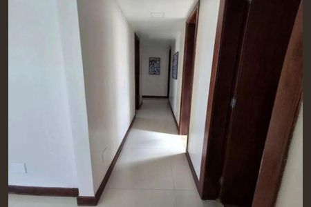 Corredor de apartamento para alugar com 4 quartos, 210m² em Graça, Salvador