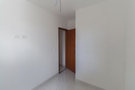 Quarto 2 de apartamento para alugar com 2 quartos, 44m² em Vila Leonor, São Paulo