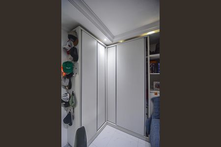 Casa à venda com 184m², 3 quartos e 4 vagasQuarto 2 - Suíte