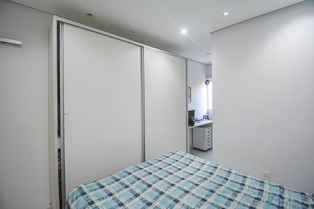 Casa à venda com 184m², 3 quartos e 4 vagasQuarto Suíte