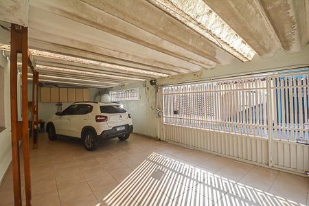 Casa à venda com 184m², 3 quartos e 4 vagasGaragem