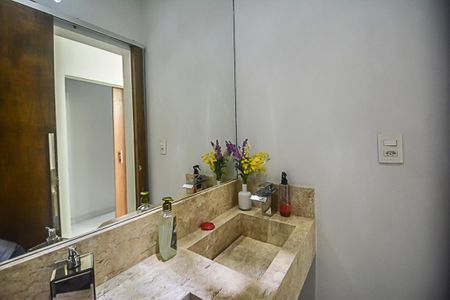 Casa à venda com 184m², 3 quartos e 4 vagasLavabo