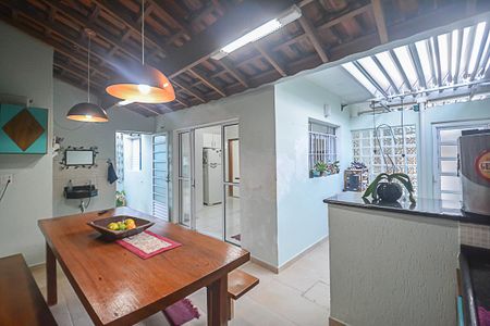 Casa à venda com 184m², 3 quartos e 4 vagasChurrasqueira