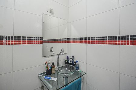 Casa à venda com 184m², 3 quartos e 4 vagasBanheiro da Suíte 3