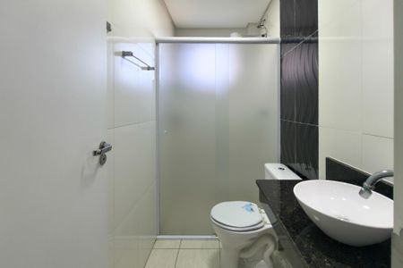 Banheiro de apartamento para alugar com 2 quartos, 67m² em Vila Balnearia, Praia Grande