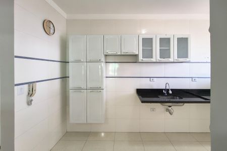 Cozinha de apartamento para alugar com 2 quartos, 67m² em Vila Balnearia, Praia Grande