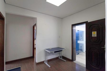 Sala de casa à venda com 5 quartos, 170m² em Prado, Belo Horizonte