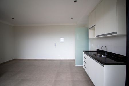 Apartamento para alugar com 61m², 2 quartos e 2 vagasCozinha 