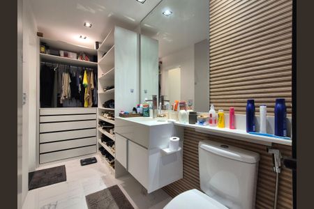 Casa para alugar com 270m², 4 quartos e 2 vagas Casa para alugar com 270m², 4 quartos e 2 vagasSuíte