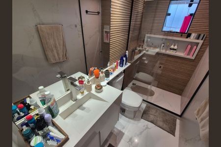 Casa para alugar com 270m², 4 quartos e 2 vagas Casa para alugar com 270m², 4 quartos e 2 vagasSuíte