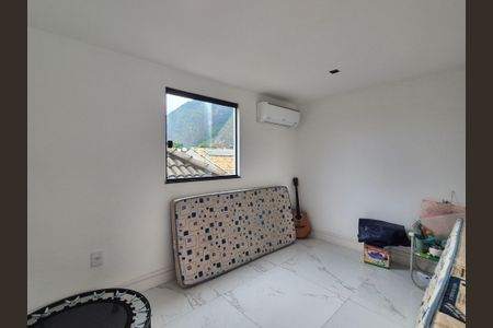 Casa para alugar com 270m², 4 quartos e 2 vagas Casa para alugar com 270m², 4 quartos e 2 vagasQuarto 2