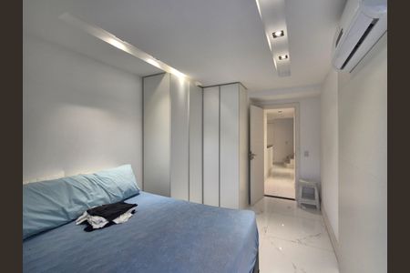 Casa para alugar com 270m², 4 quartos e 2 vagas Casa para alugar com 270m², 4 quartos e 2 vagasQuarto