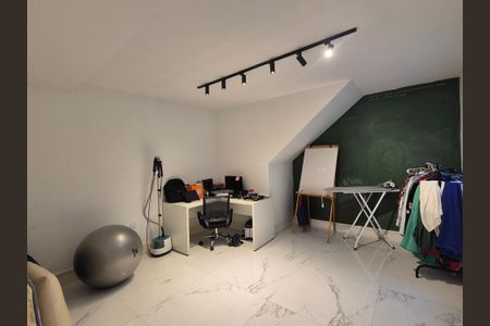 Casa para alugar com 270m², 4 quartos e 2 vagasQuarto 3