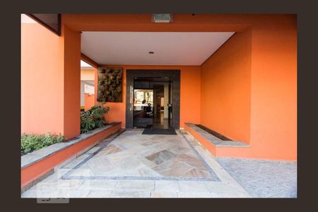 Studio para alugar com 38m², 0 quarto e 1 vaga Studio para alugar com 38m², 0 quarto e 1 vagaEntrada