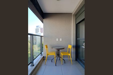 Varanda de kitnet/studio à venda com 1 quarto, 27m² em Cerqueira César, São Paulo