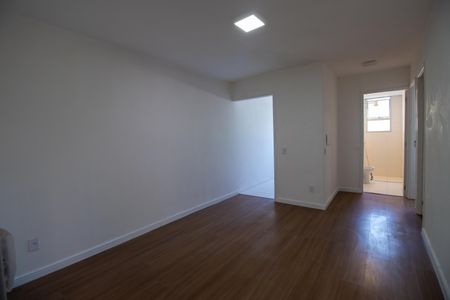 Sala de apartamento para alugar com 2 quartos, 42m² em Recanto Vista Alegre, Cotia