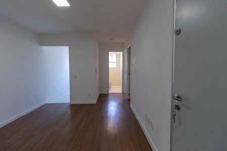 Sala de apartamento para alugar com 2 quartos, 42m² em Recanto Vista Alegre, Cotia