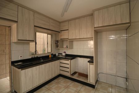 Casa de condomínio para alugar com 70m², 2 quartos e 1 vagaCozinha