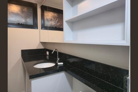 Apartamento para alugar com 37m², 1 quarto e sem vaga Apartamento para alugar com 37m², 1 quarto e sem vagaBanheiro Social