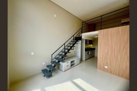 Sala de kitnet/studio para alugar com 1 quarto, 37m² em Vila Galvão, Guarulhos