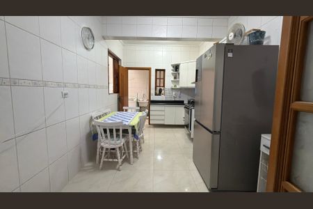 Casa à venda com 120m², 3 quartos e 1 vaga Casa à venda com 120m², 3 quartos e 1 vagaCozinha