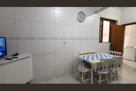 Casa à venda com 120m², 3 quartos e 1 vaga Casa à venda com 120m², 3 quartos e 1 vagaCozinha
