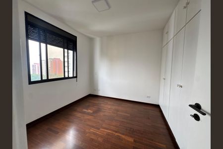 Apartamento à venda com 369m², 4 quartos e 4 vagasSuite 2