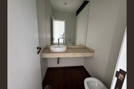 Apartamento à venda com 369m², 4 quartos e 4 vagasLavabo 