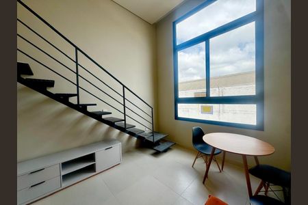 Sala de kitnet/studio para alugar com 1 quarto, 34m² em Vila Galvão, Guarulhos