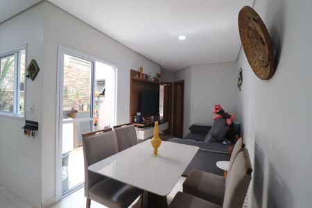 Sala de apartamento para alugar com 2 quartos, 47m² em Parque Erasmo Assunção, Santo André