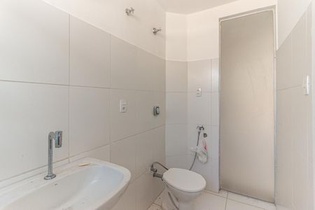 Studio para alugar com 28m², 1 quarto e sem vaga Studio para alugar com 28m², 1 quarto e sem vagaBanheiro